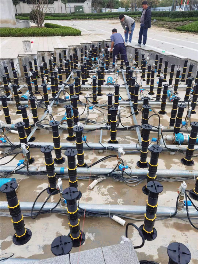 萬能支撐器的組件，安裝流程